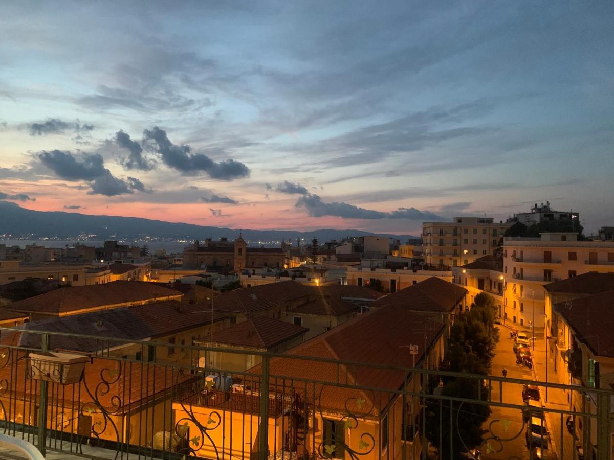 The Loft Bed and Breakfast Ρέτζιο ντι Καλάμπρια Εξωτερικό φωτογραφία
